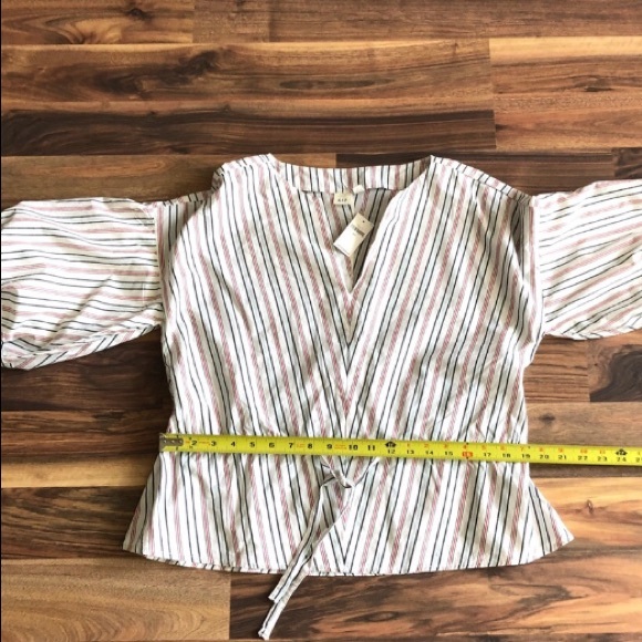 BNWT Gap striped blouse - Picture 6 of 9